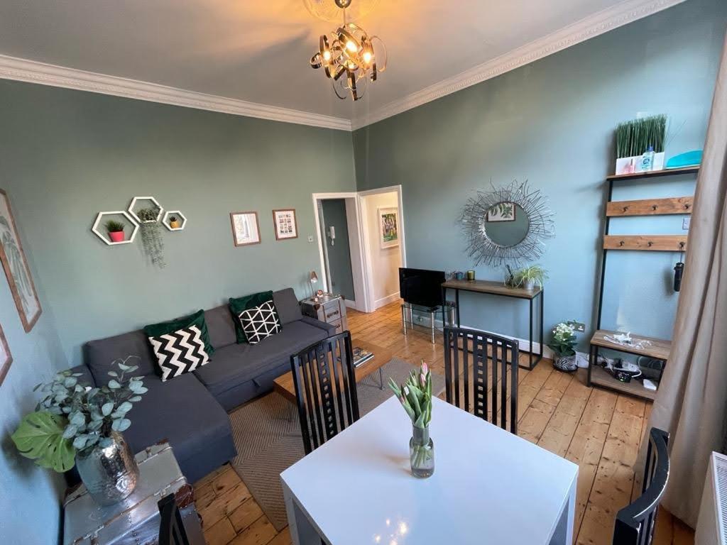 Richmond & Kew Gardens Cozy Garden Flat By The Pagoda المظهر الخارجي الصورة